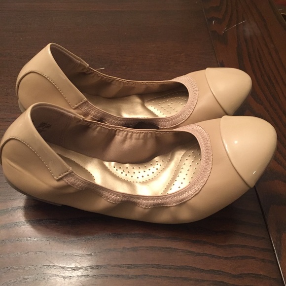 payless shoes dexflex comfort